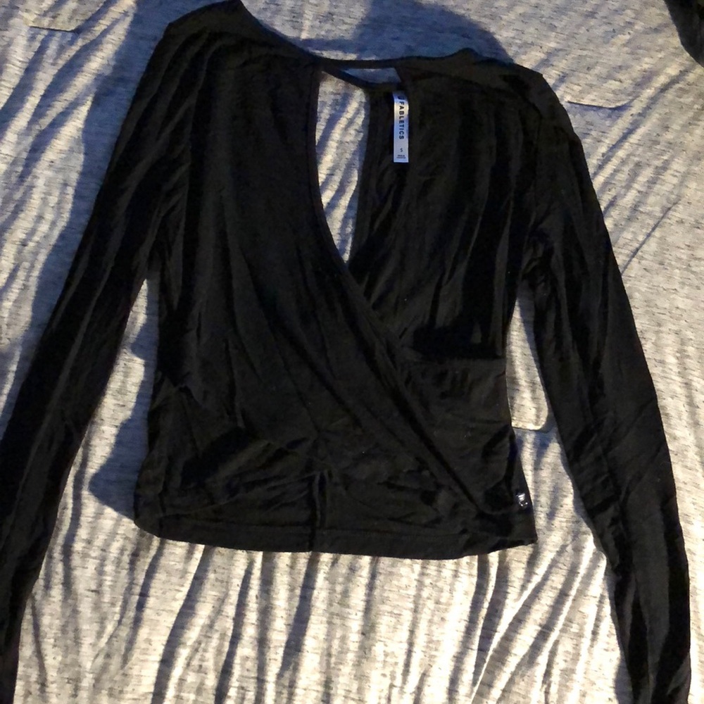 Long sleeve crop top